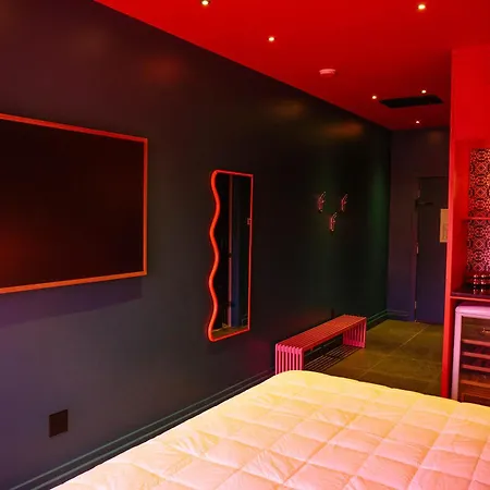 Hotel Hilo - Room 101-3